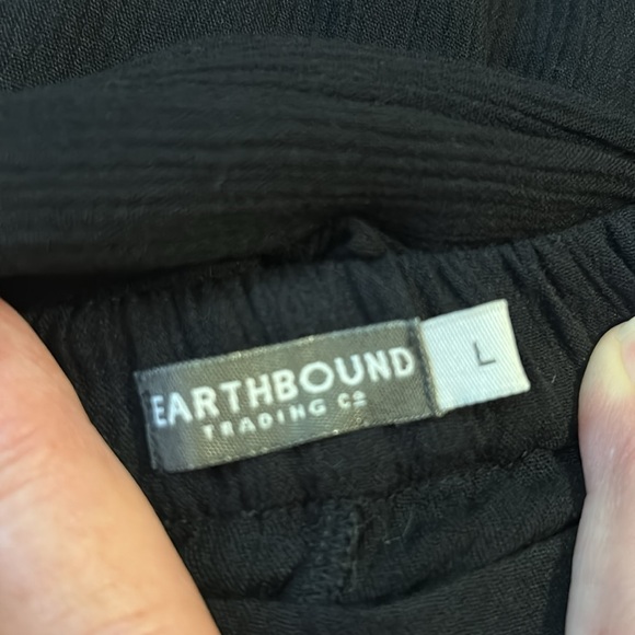 Wide leg Black pants from Earthbound size Large - Picture 6 of 6